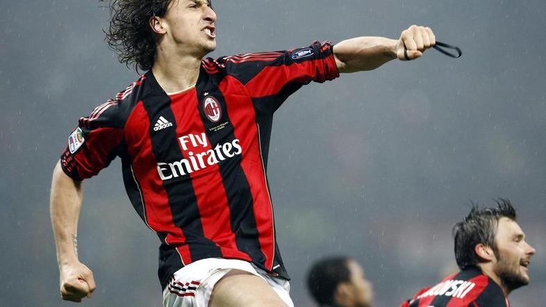 Zlatan Ibrahimović je s 14 goli v Serie A skupaj z Alexandrom Patom najboljši na
