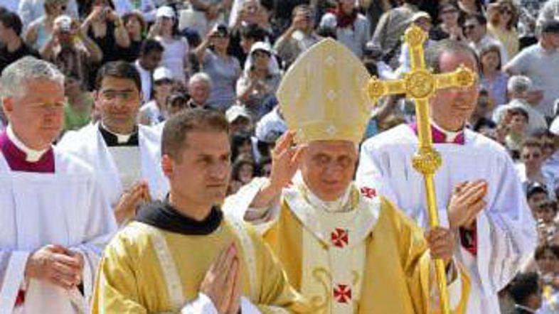 Papež je daroval zadnjo mašo na prostem med obisom v Sveti deželi.