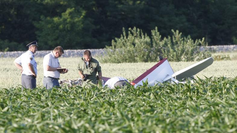 Strmoglavljeno letalo pri Ptuju
