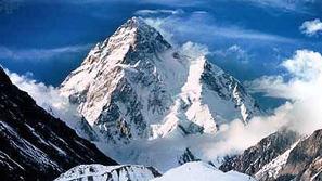 8611 metrov visoki vrh K2 v Himalaji