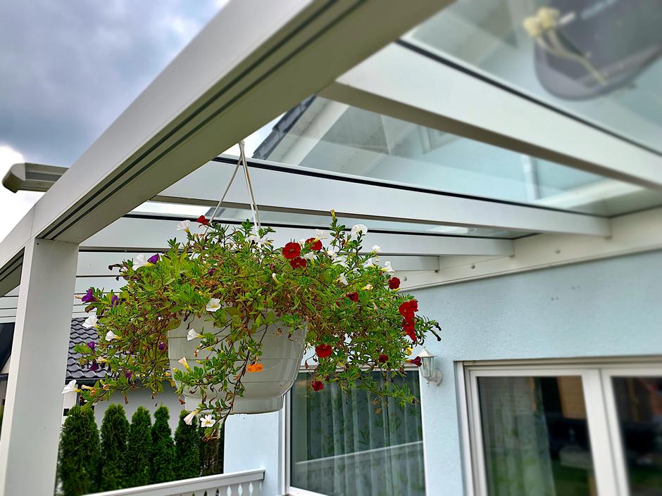 nadstrešek | Avtor: Profimedia