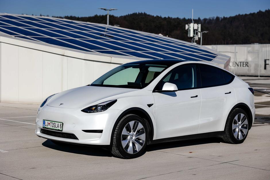 Tesla Y | Avtor: Saša Despot