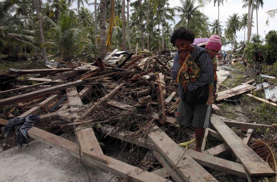 indonezija potres cunami 2010