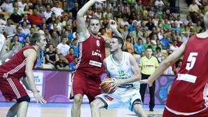 eurobasket reprezentanca košarka slovenija latvija turnir skupine laško