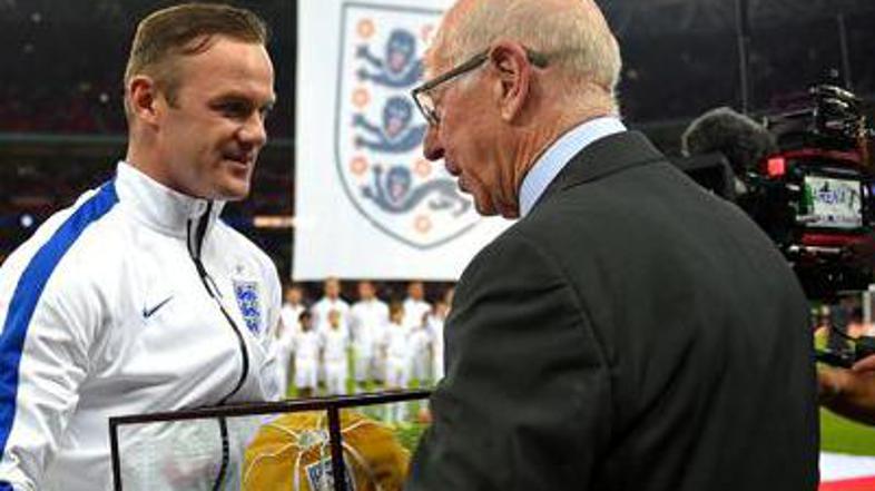 Rooney Bobby Charlton Anglija Slovenija 100. nastop