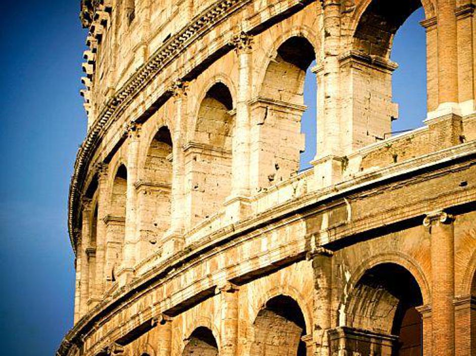 V Rimu sta se v Rimskih počitnicah zaljubljala Audrey Hepburn in Gregory Peck.