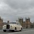 V Londonu so se zbrali ljubitelji vozil prestižne znamke Rolls Royce.