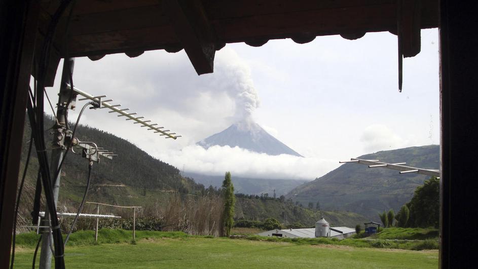 ekvador, vulkan, izbruh