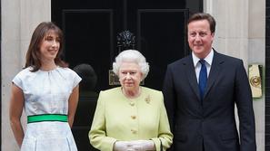 David Cameron kraljica Elizabeta II.