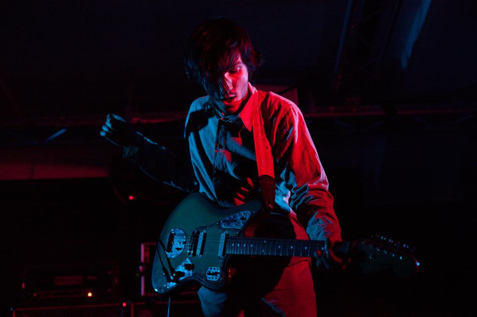 WoO, predskupina Bena Frosta v Kinu Šiška