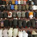 Molitev v mošeji