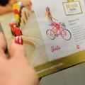 Barbie na kolesu stane v trgovini 28 evrov, v Petrolovi akciji pa 13,79 evra. (F