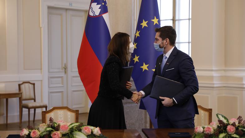 podpis memorandum google slovenska vlada Mark Boris Andrijanič Annette Kroeber-Riel