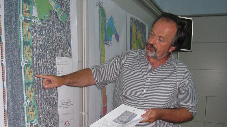 Novi predlog pozidave Mlake je sicer manj glomazen od prvotnega na fotografiji. 