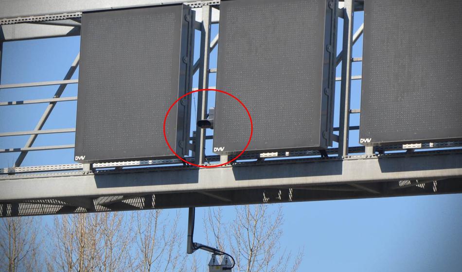 Razkrivamo: tu čakata kameri popolnoma novega načina meritev hitrosti pri nas