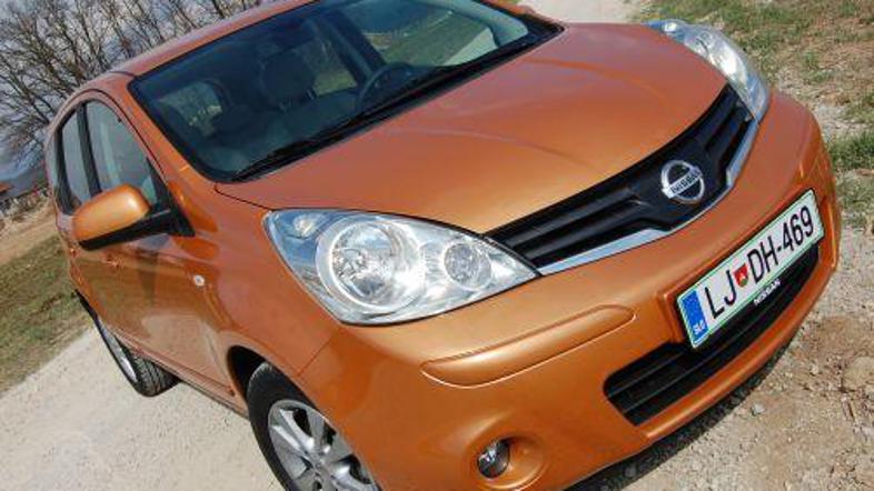 Nissanov malček note navdušuje s prostornostjo.