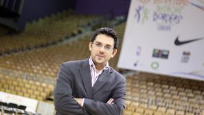 Aleš Križnar, Košarka brez meja