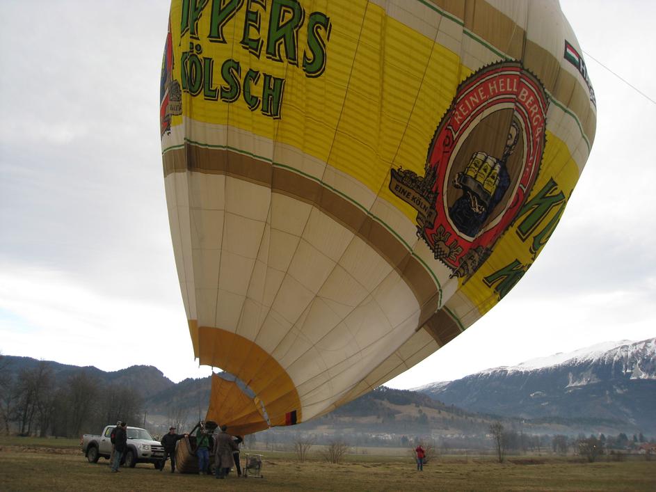Konec tedna so balonarji leteli nad Bledom in bližnjo okolico. (Foto: Renata Ren
