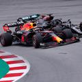 Max Verstappen in Lewis Hamilton