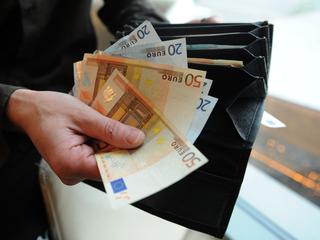 denar gotovina banka