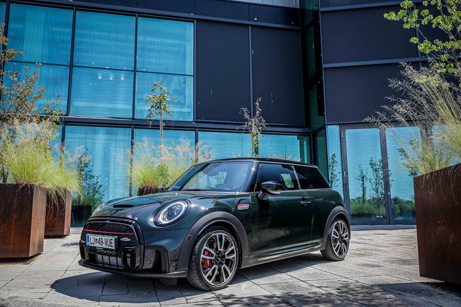Mini John Cooper Works | Avtor: Saša Despot