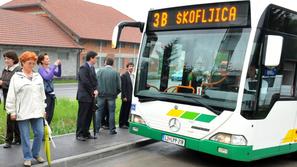 Ljubljana 03.05.10 nova proga, LPP,  3B Skofljica, avtobus, linija, Jankovic,  F