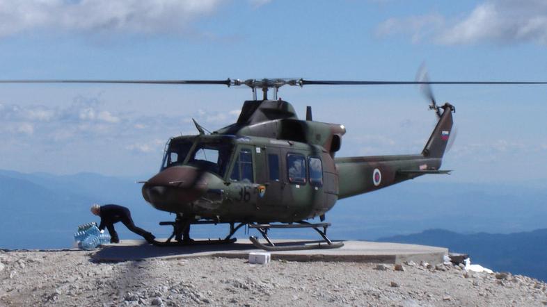 PD Gorje je lani le za helikopterske prevoze porabilo več kot sto tisoč evrov. (