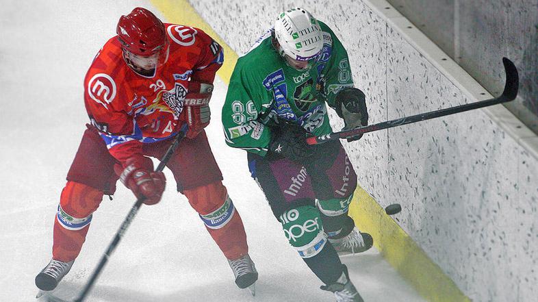 Zmaji in železarji v boju za končnico nujno potrebujejo nove točke, toda v zadnj