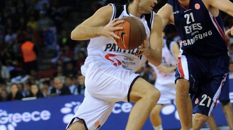 Ena redkih fotografij Boštjana Nachbarja, ki so jo letos na tekmah Evrolige posn