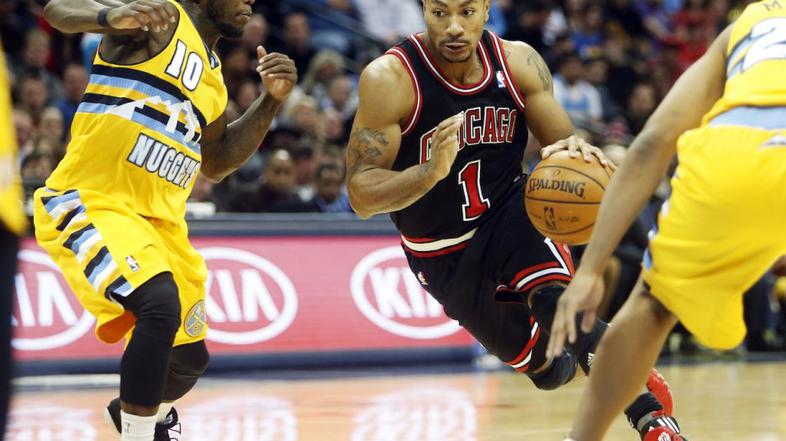 Derrick Rose na tekmi proti Denevr Nuggets