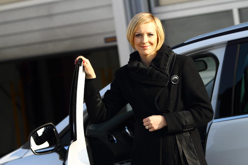 Anja Križnik Tomažin v peugeotu 5008