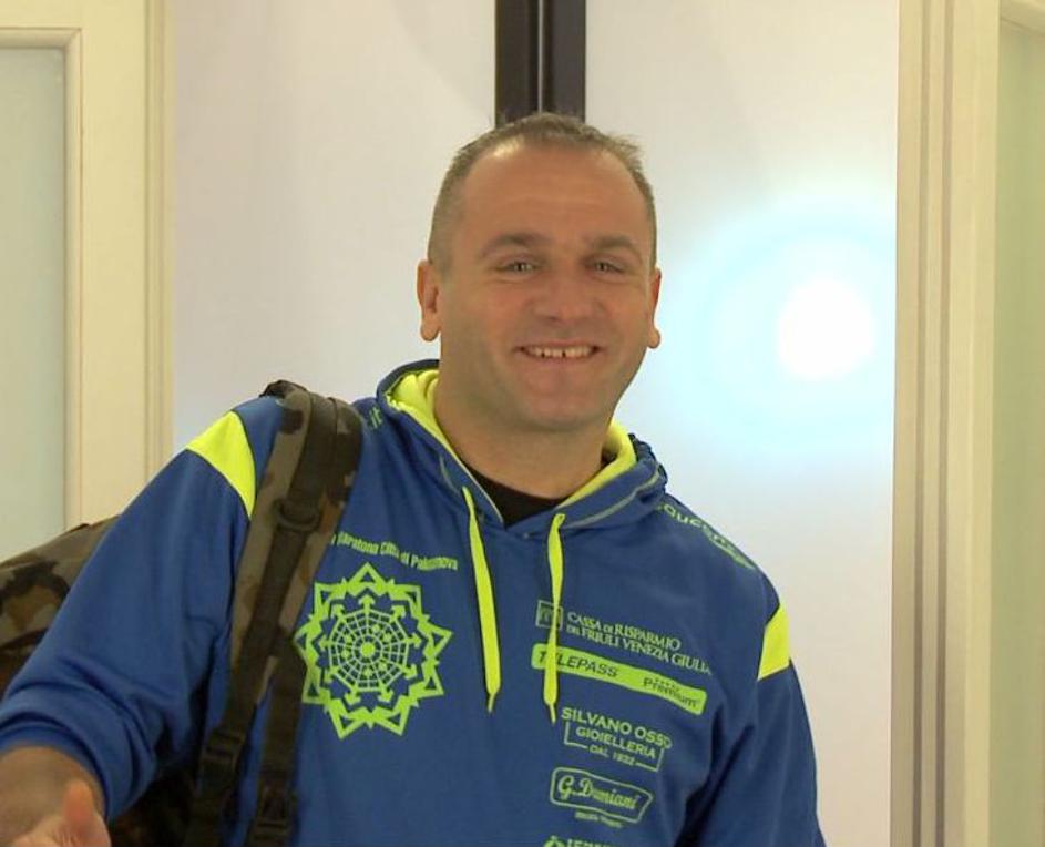 Zmenek na slepo Boštjan