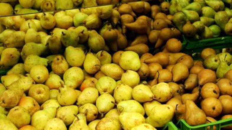 Inšpektorat je zaradi pesticidov kazensko ovadil sadjarja Vilija Bosteleta.