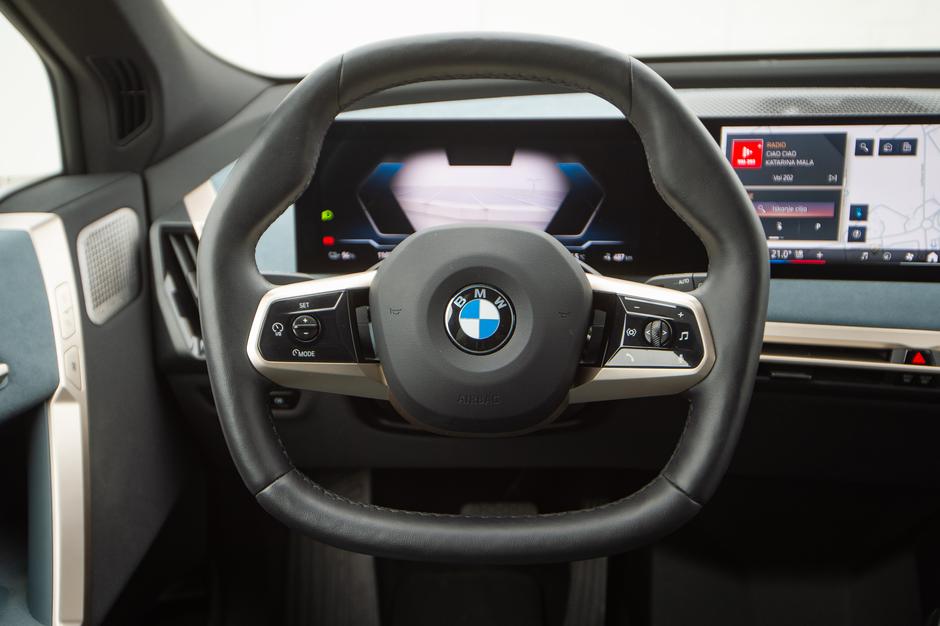 BMW iX | Avtor: Anže Petkovšek