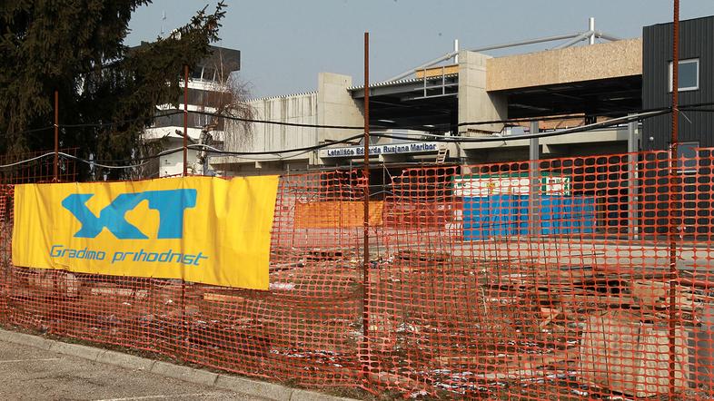 Ministrstvo je pred dnevi že drugič objavilo razpis za izvajalca gradbenih del n