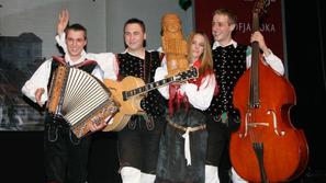 Ansambel Roka Žlindre, ki odhaja tudi na Evrovizijo, bo eden od številnih nastop