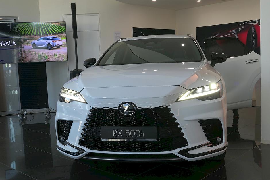 lexus RX | Avtor: Matija_Janežič