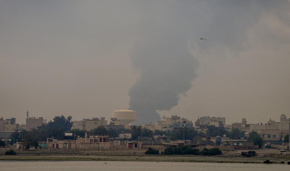 Cena nafte prebila mejo 102 dolarjev