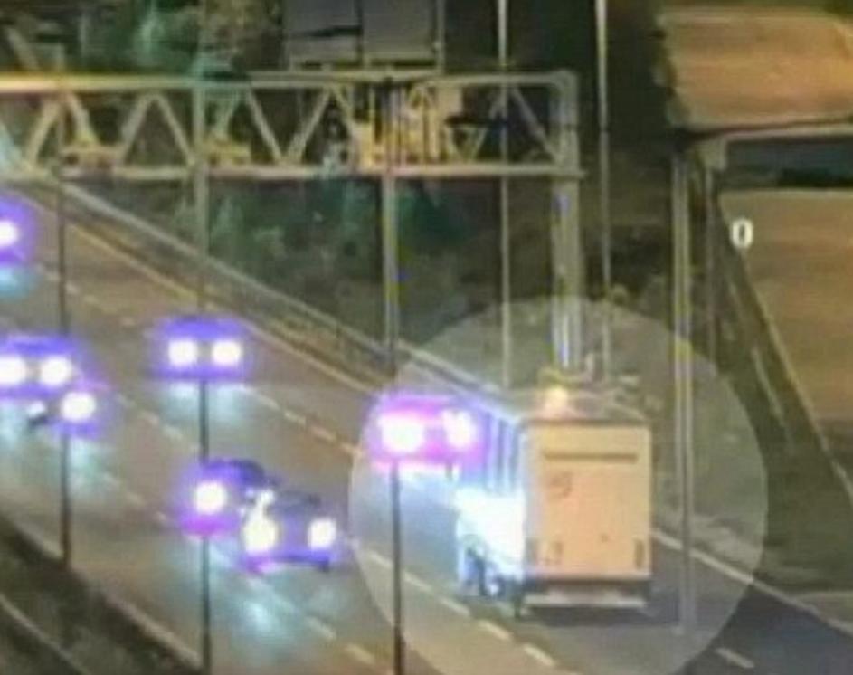 Tovornjak v nasprotno smer