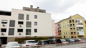 stanovanjski blok, stanovanja