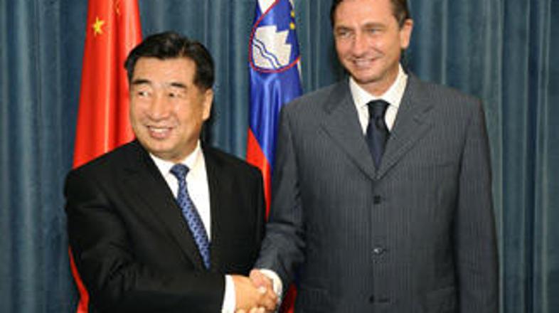 Pahor je izrazil željo Slovenije po uravnoteženju blagovne menjave med državama,