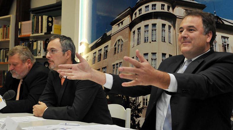 Čeprav so včeraj Igor Majerle, predstavnik gimnazije, Otmar Uranjek, predstavnik