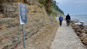 Opozorilne table na slovenski obali