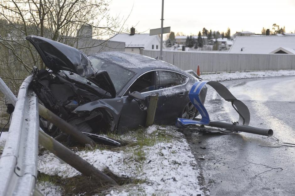 Vozilo, nesreča, Petter Northug | Avtor: EPA