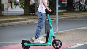 E-skiro, električni skiro