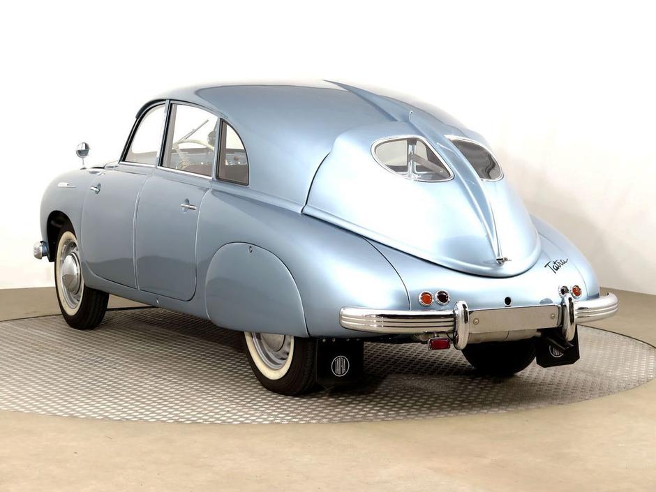 Tatra 600, tatraplan | Avtor: Mototechna