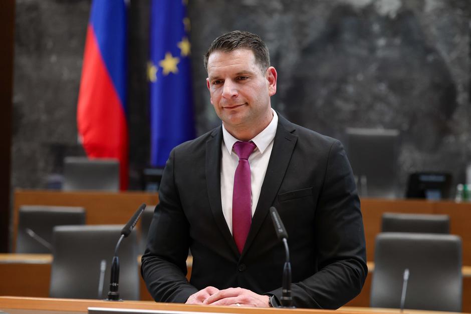 ustanovna seja DZ | Avtor: Saša Despot