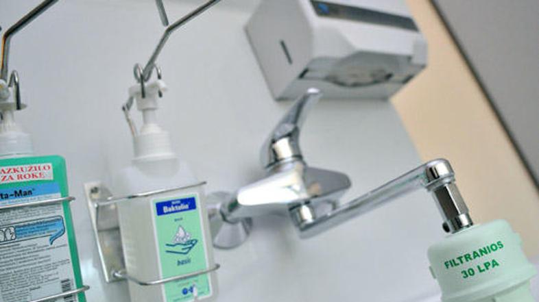 Proti Legioneli se na pediatriji bojujejo s filtri, izvedli pa so še dezinfekcij