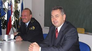 Direktor Policijske uprave Kranj Jože Mencin napoveduje okrepitve razredčenih vr