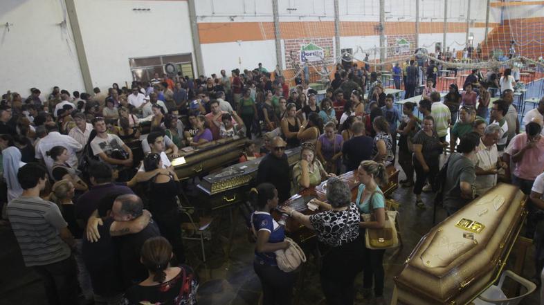 Požar v diskoteki v Braziliji 